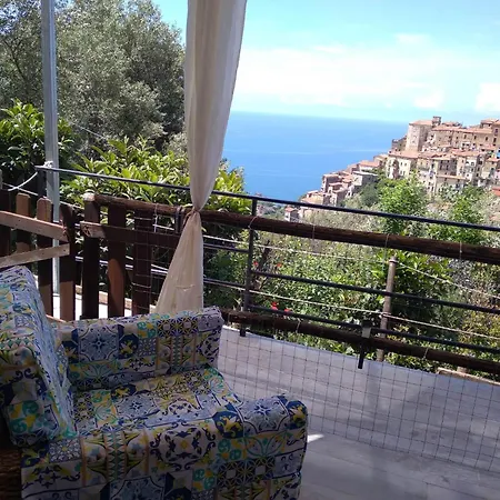 Apartment La Casa Dei Fiori