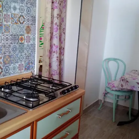 La Casa Dei Fiori Apartment *