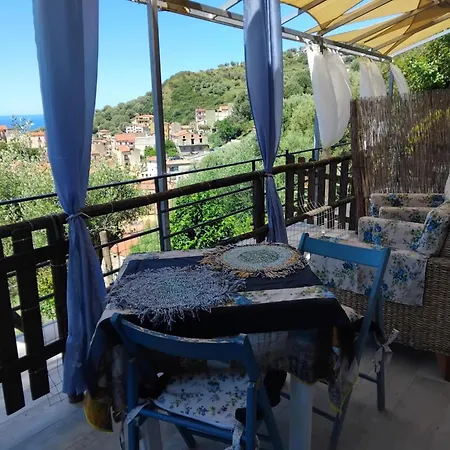 La Casa Dei Fiori Pisciotta