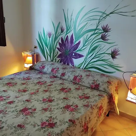 La Casa Dei Fiori Apartment *